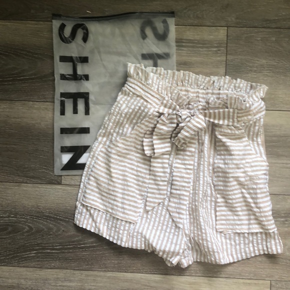 Brand new shein shorts - Picture 1 of 3